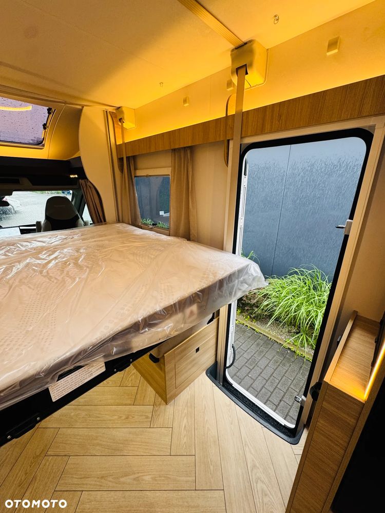 Ford Chausson 640 Titanium Line - 29