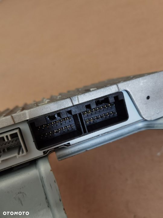 FORD EDGE WZMACZNIACZ SONY FT4T-18T806-AL - 2