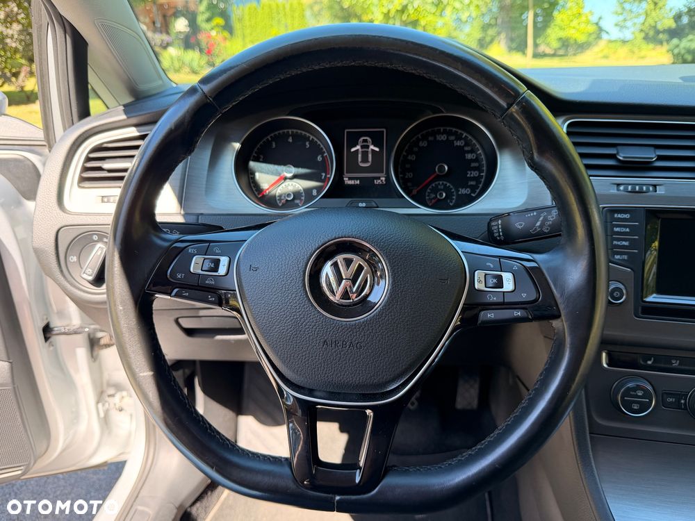 Volkswagen Golf 1.4 TSI BMT Comfortline - 18
