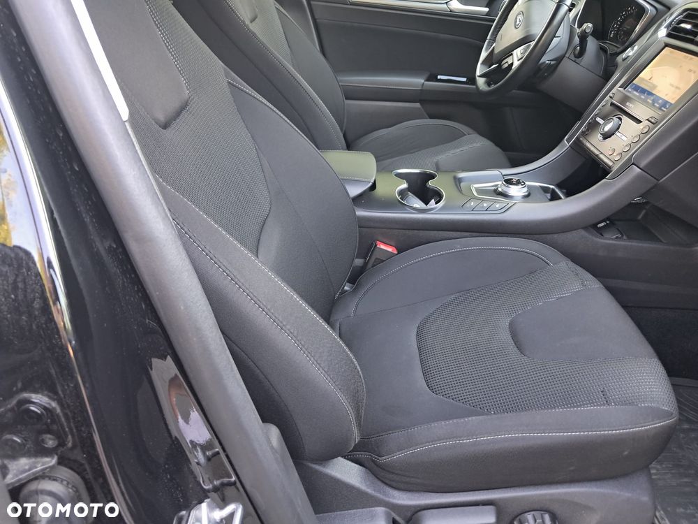 Ford Mondeo 2.0 EcoBlue Titanium - 29