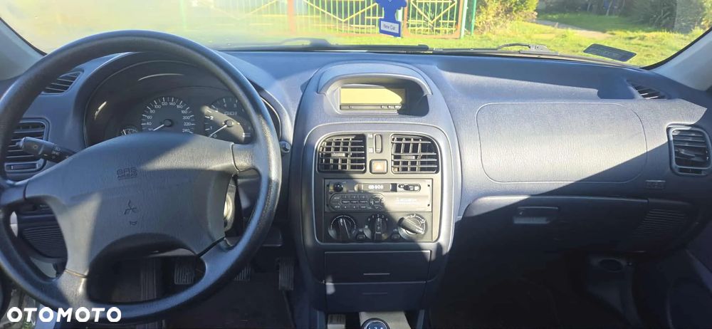 Mitsubishi Carisma - 5