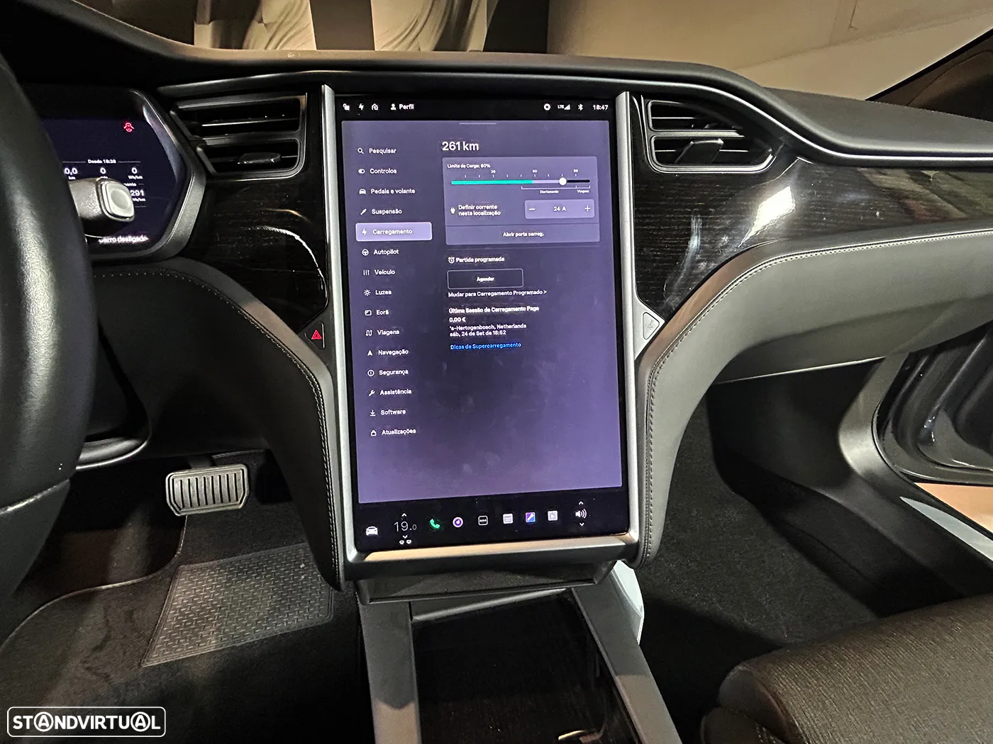 Tesla Model S - 34