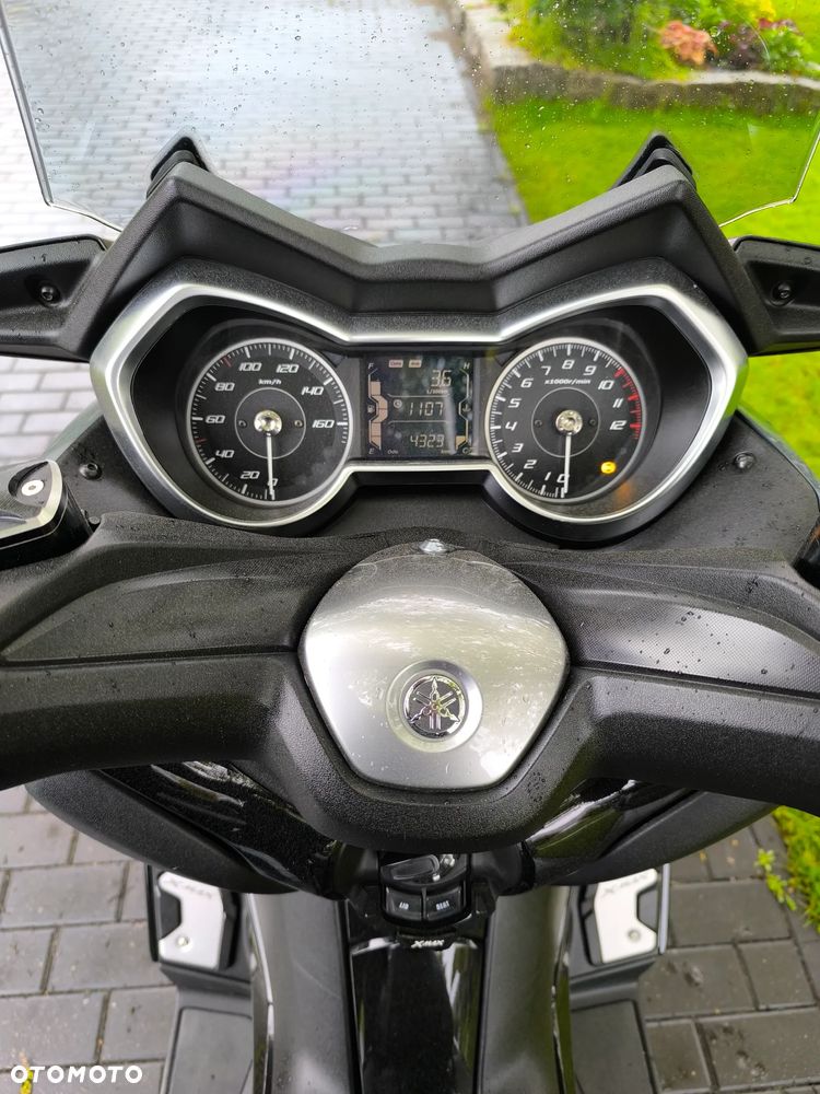 Yamaha X-max - 6