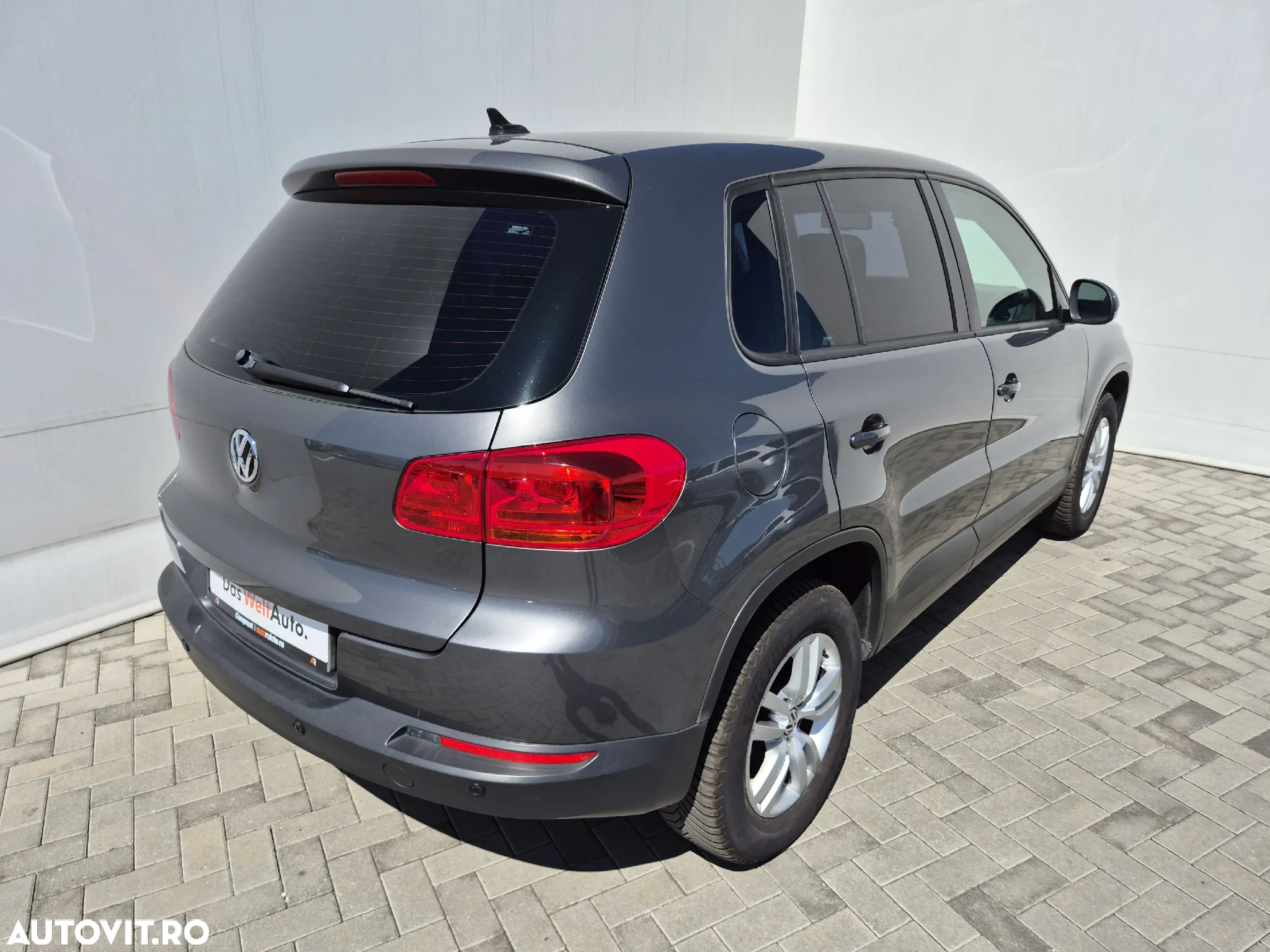 Volkswagen Tiguan 2.0 TDI 4Motion DSG Trend & Fun - 5