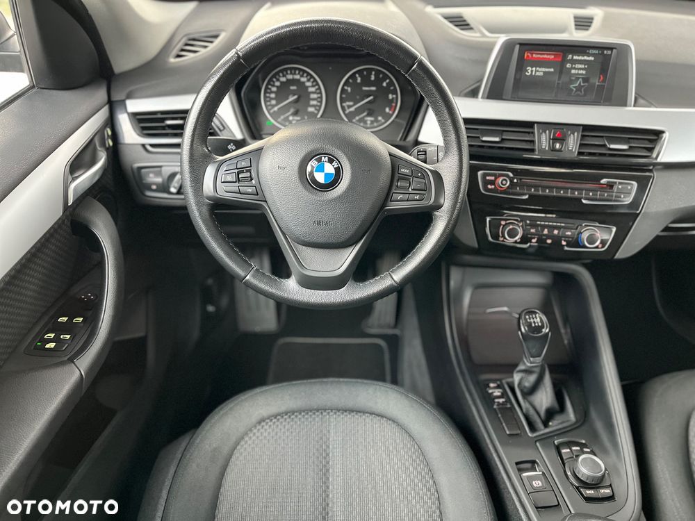 BMW X1 sDrive18d - 17