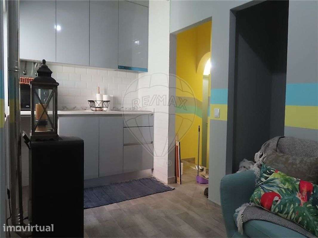 Apartamento T1 para arrendamento - Grande imagem: 2/17