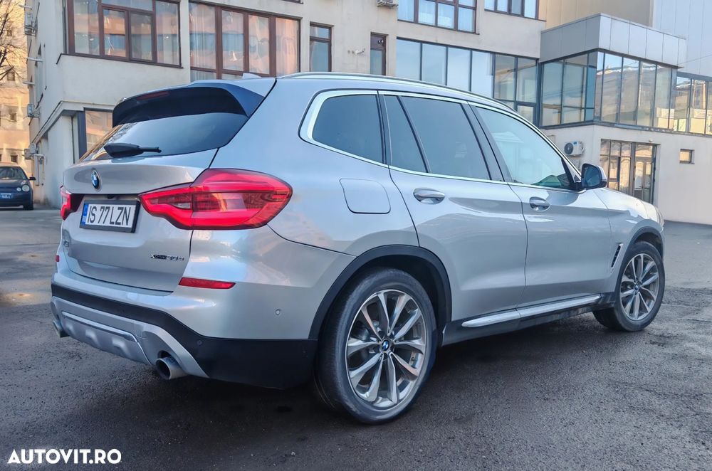 BMW X3 xDrive30i AT xLine - 6