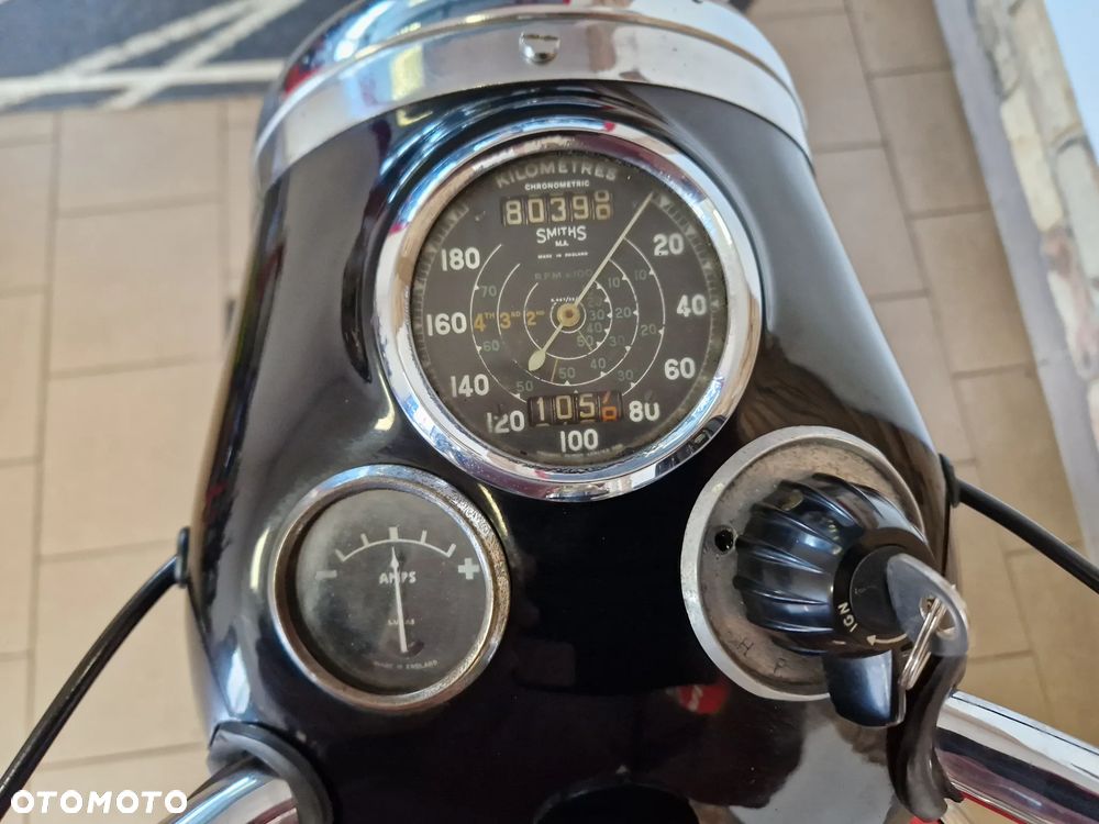Triumph Speed Twin - 14