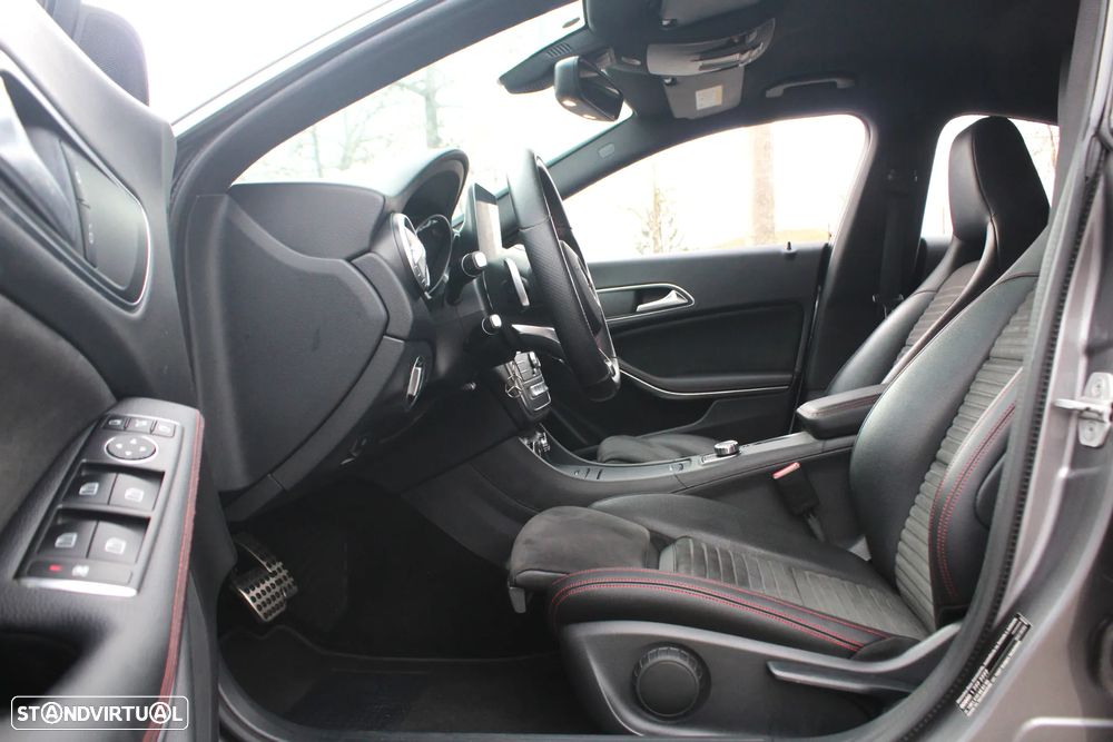 Mercedes-Benz CLA 220 CDI AMG Line Aut. - 30