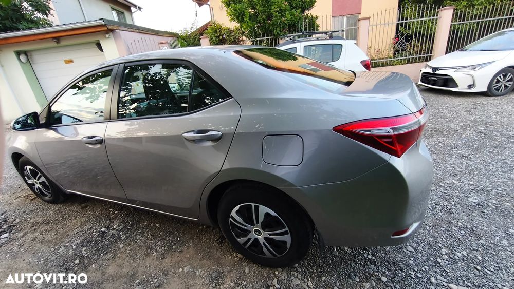 Toyota Corolla 1.6 Valvematic Terra - 12