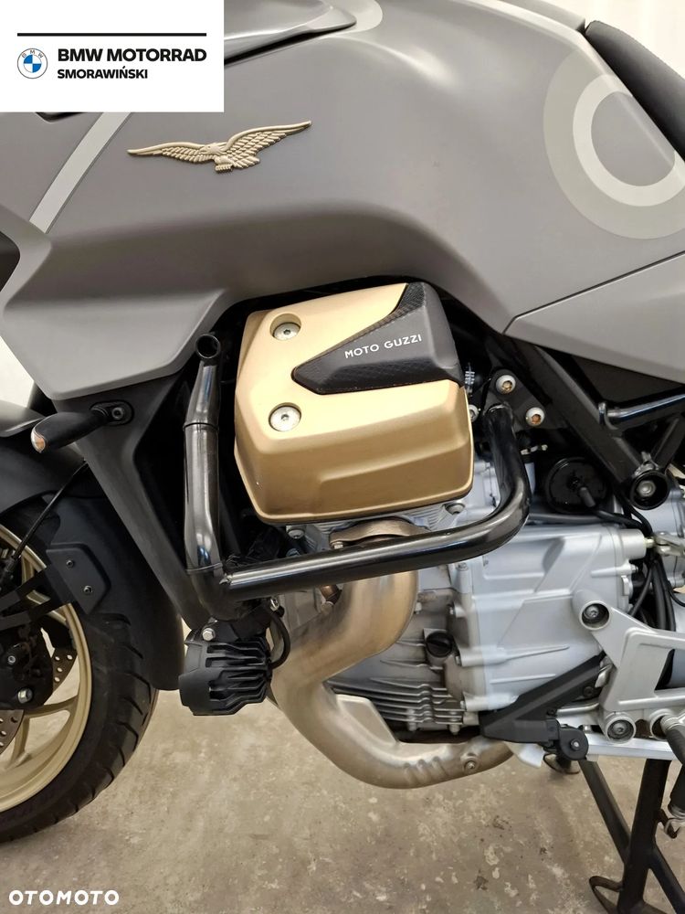 Moto Guzzi V100 Mandello - 15