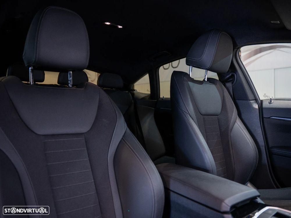 BMW i4 eDrive40 - 23