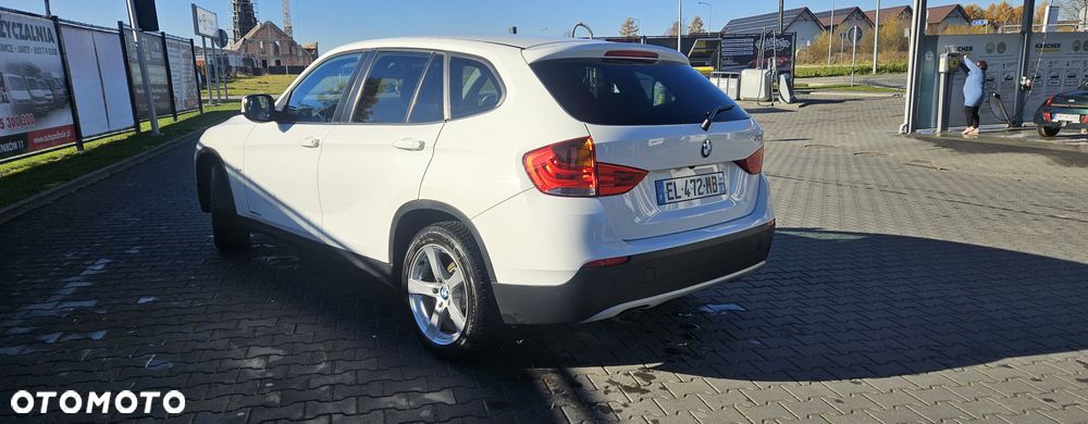 BMW X1 xDrive18d - 12
