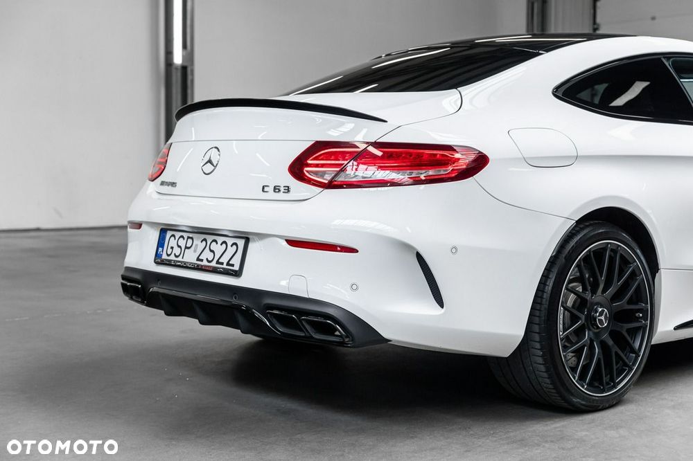 Mercedes-Benz Klasa C AMG 63 AMG Speedshift MCT 9G - 15