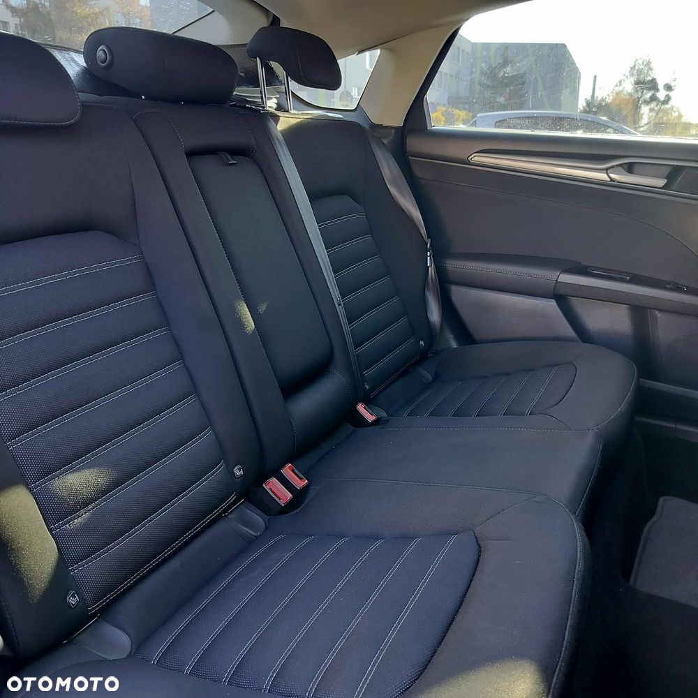 Ford Mondeo ver-2-0-tdci-titanium-powershift - 6
