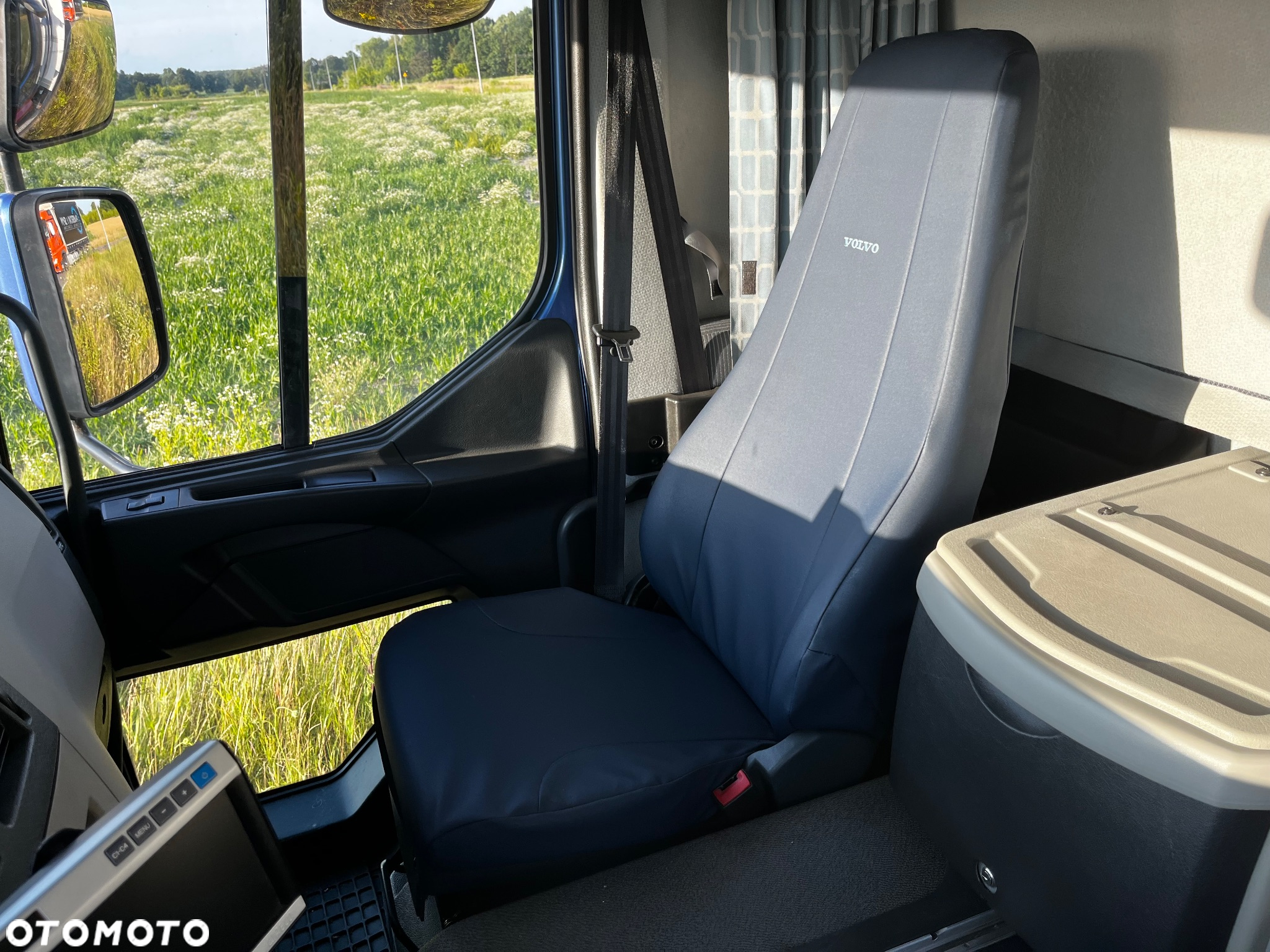 Volvo FL - 12