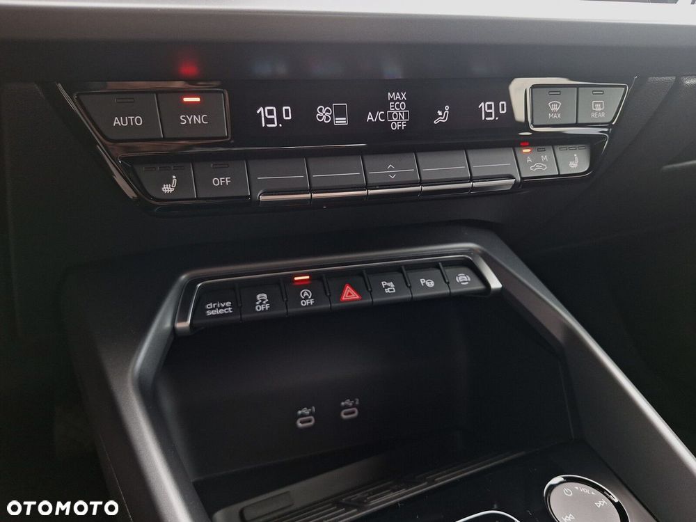 Audi A3 Sportback 35 TFSI mHEV S tronic - 18