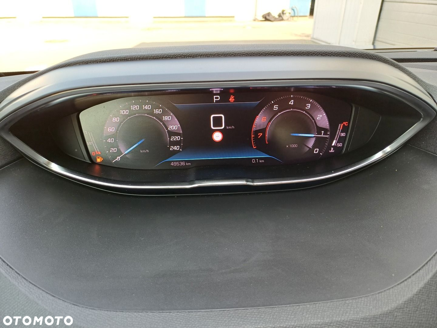 Peugeot 3008 1.2 PureTech Allure Pack S&S EAT8 - 29