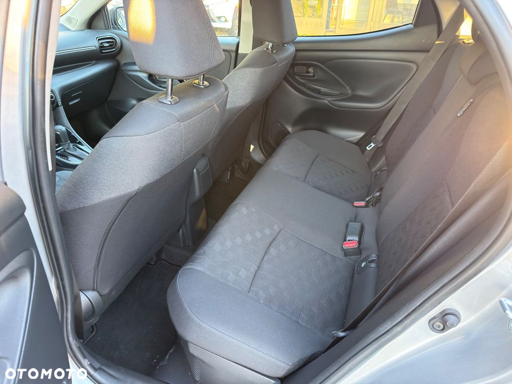 Toyota Yaris Hybrid 1.5 Selection Style - 17