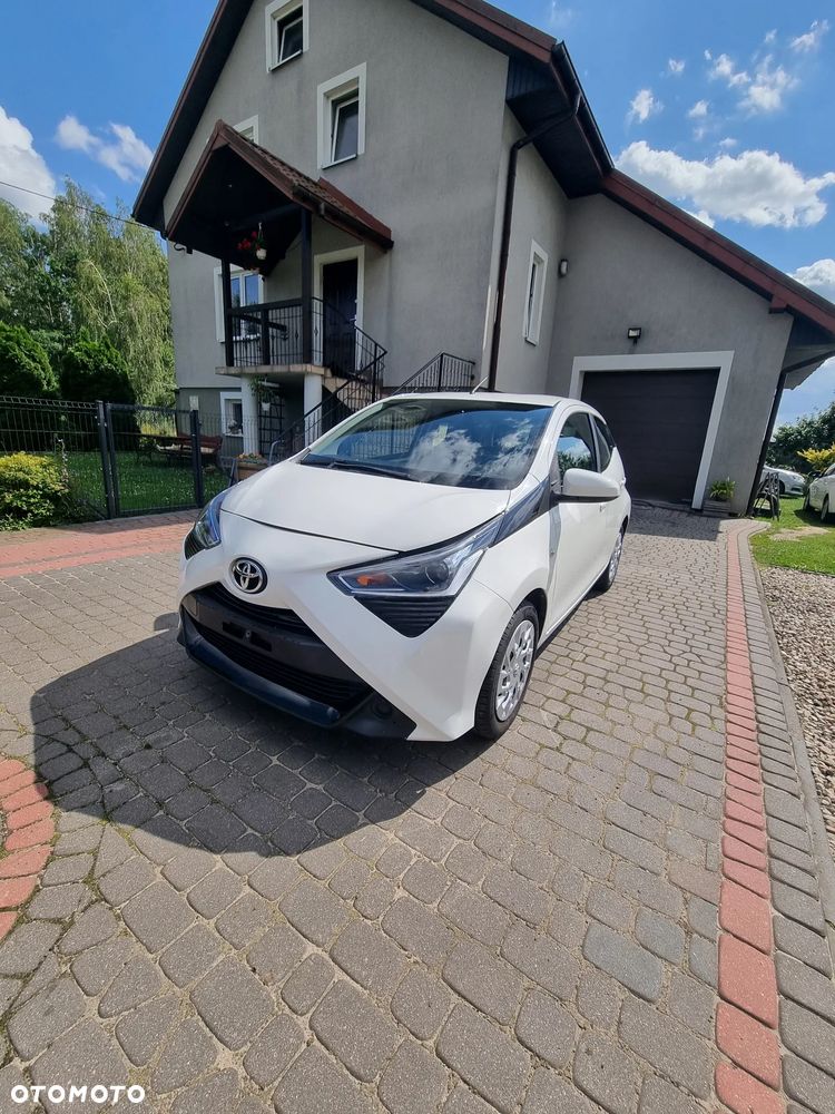 Toyota Aygo x-style - 1