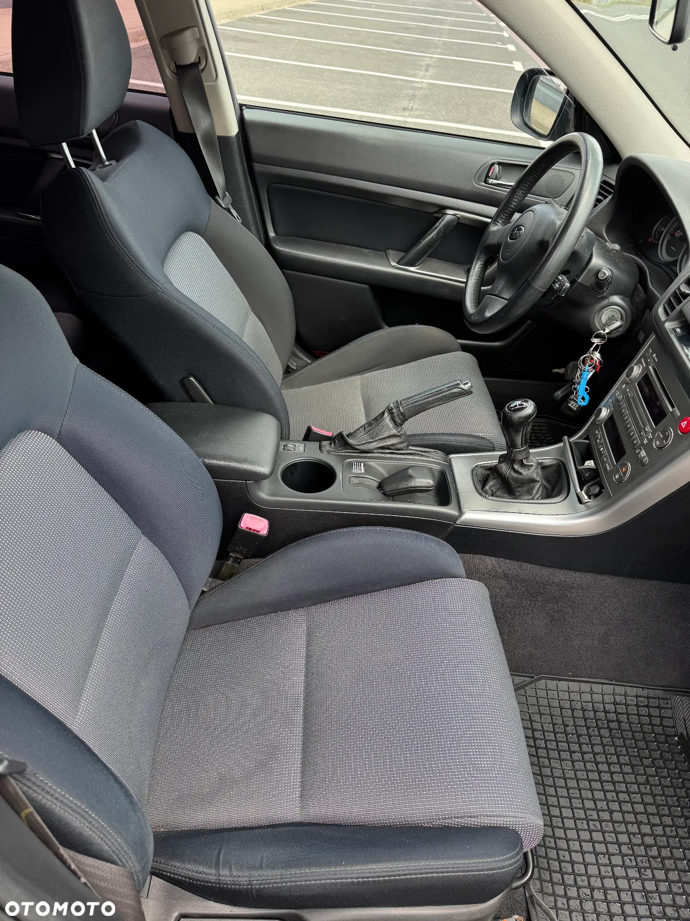 Subaru Legacy - 12