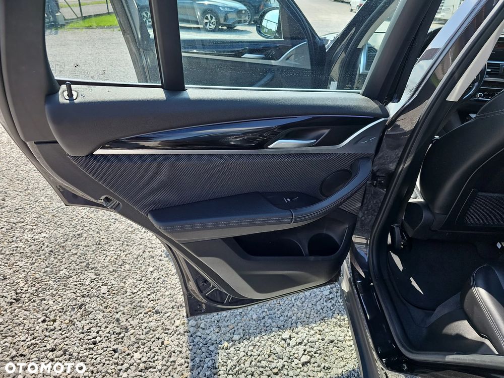 BMW X3 xDrive20i GPF xLine - 21