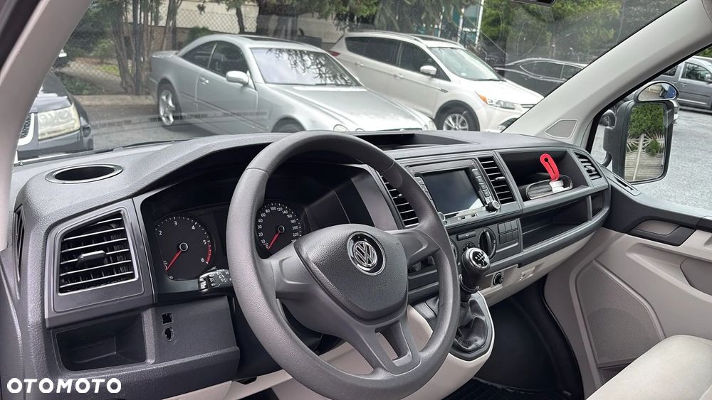 Volkswagen Transporter T6 - 10