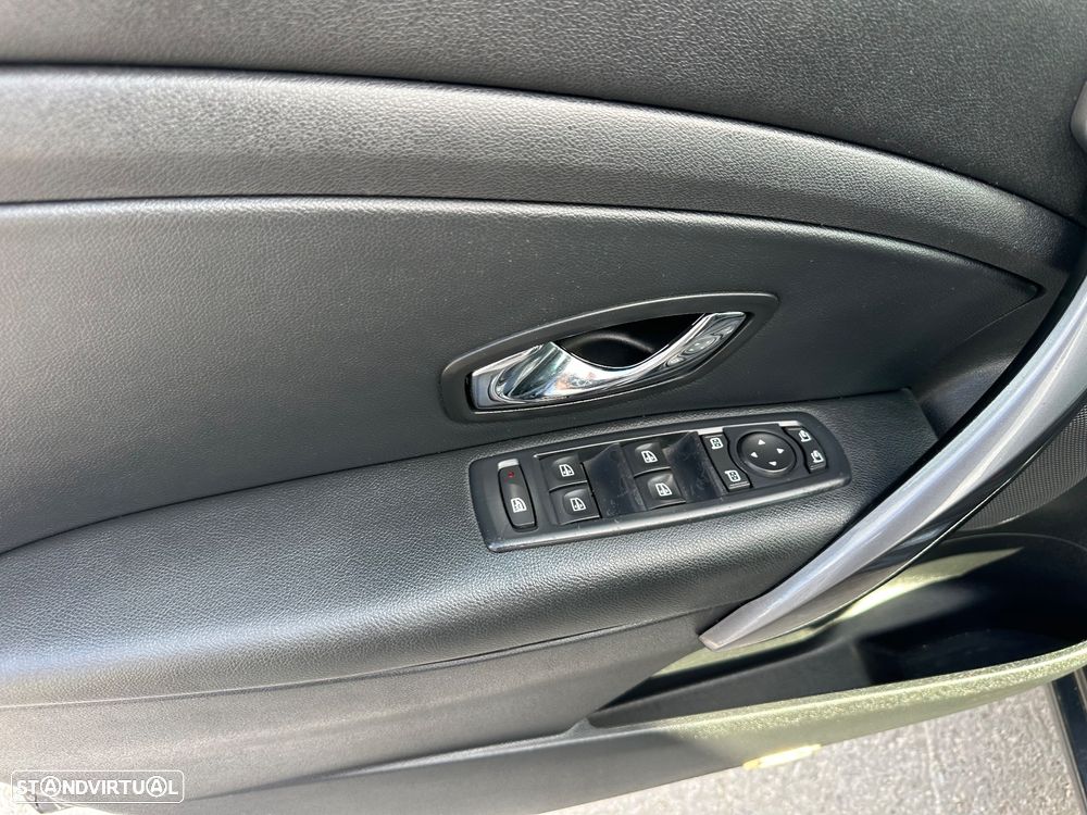 Renault Mégane Sport Tourer 1.5 dCi GT Line EDC - 38