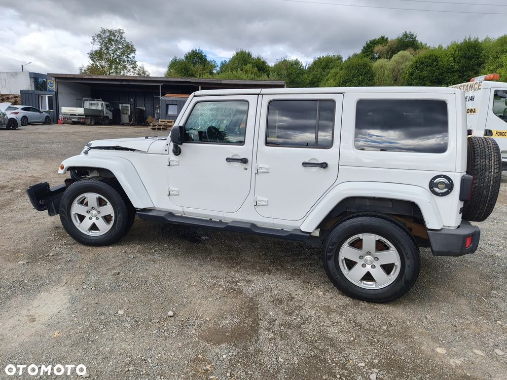 Jeep Wrangler Unlimited 2.8 CRD DPF Sport - 14