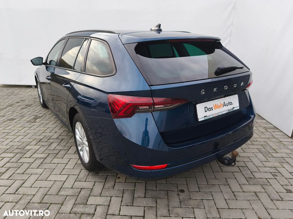 Skoda Octavia Combi 2.0 TDI DSG Ambition - 3