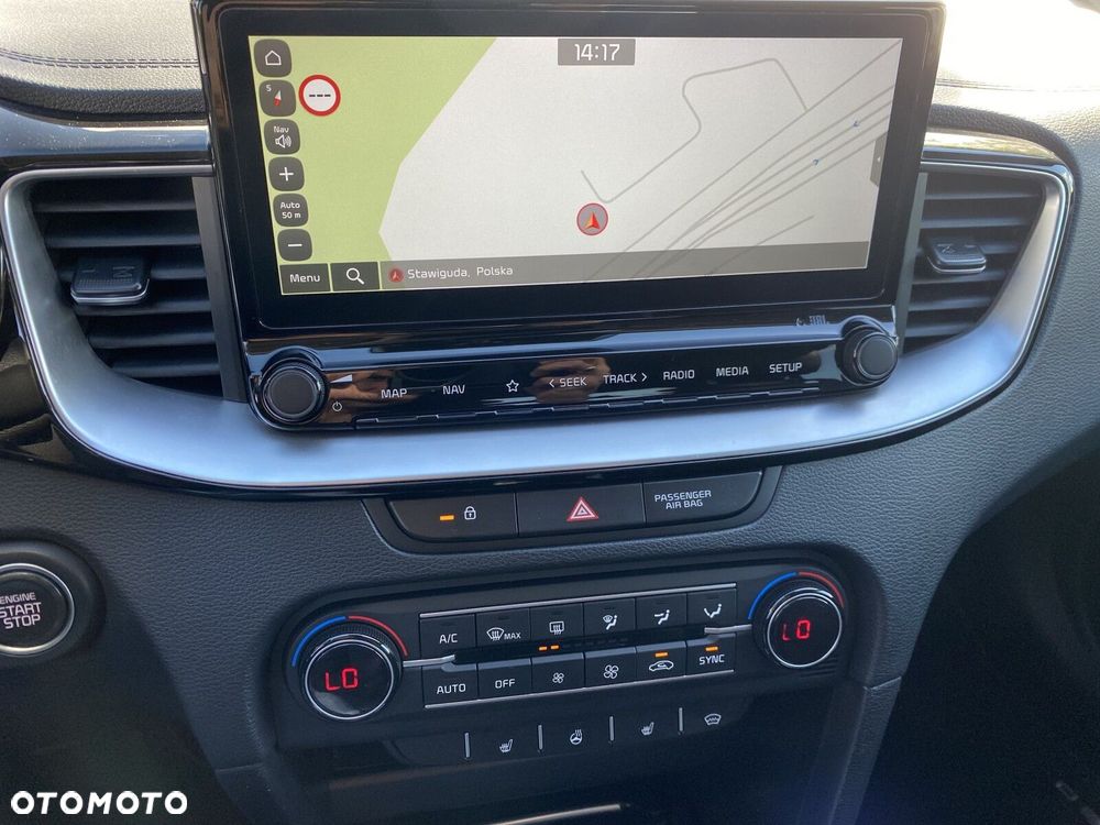 Kia XCeed - 28