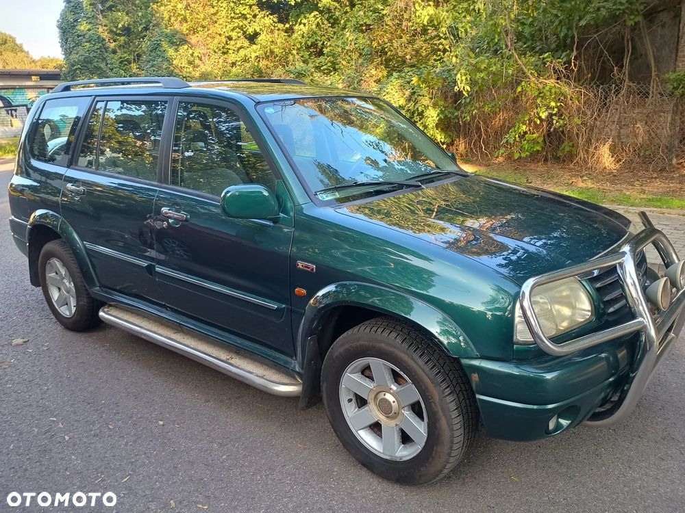 Suzuki Grand Vitara 2.7 V6 - 7