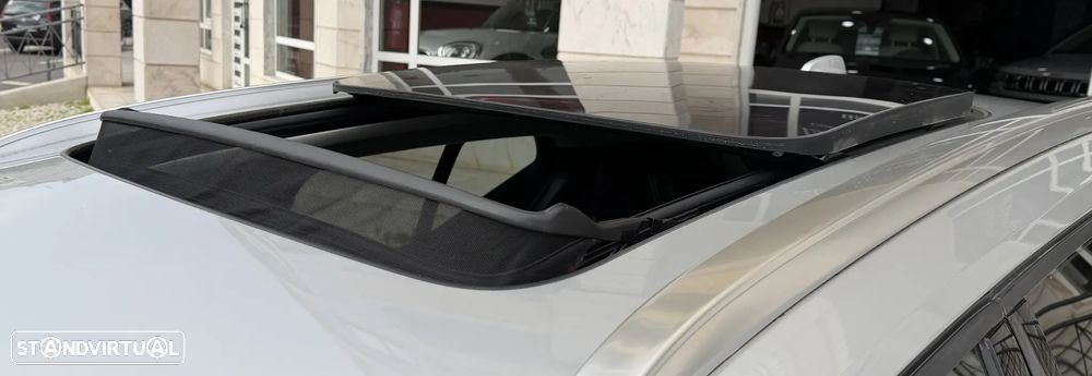 Volvo XC 40 1.5 T3 Momentum Tech Edition - 9