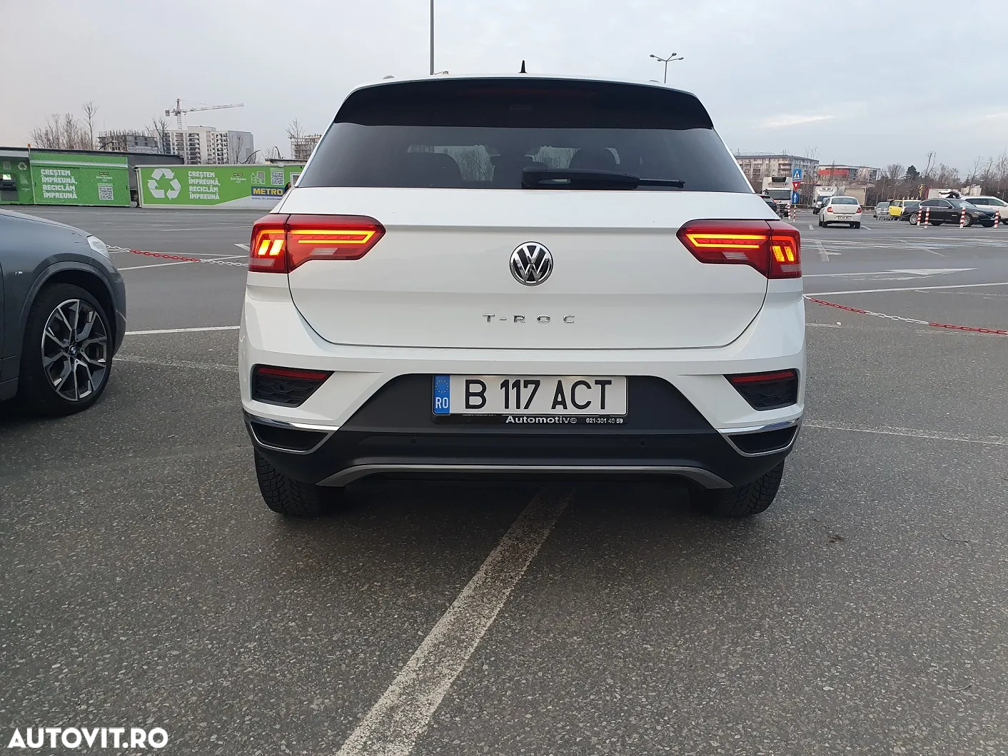 Volkswagen T-ROC - 21
