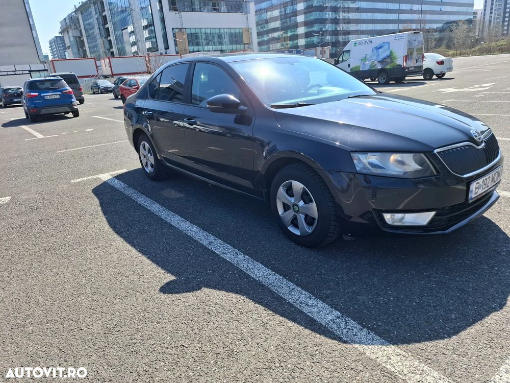 Skoda Octavia 1.6 TDI ELEGANCE - 6