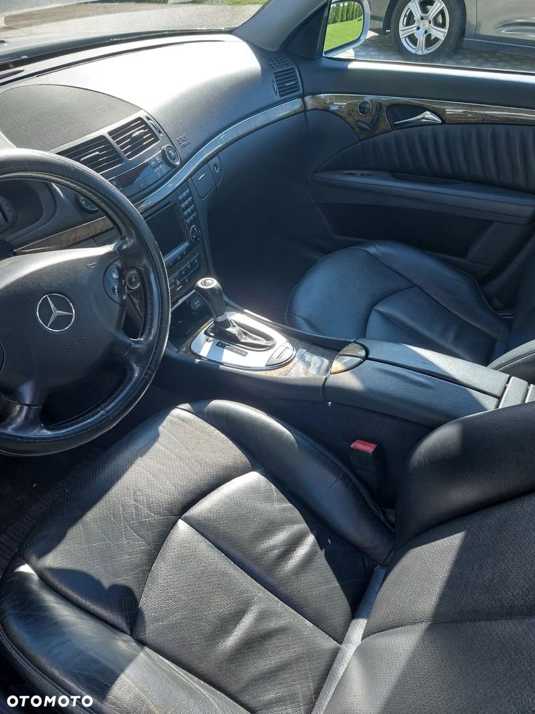 Mercedes-Benz Klasa E 320 CDI T Avantgarde - 12