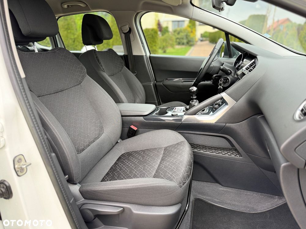Peugeot 3008 HDi FAP 115 Access - 28