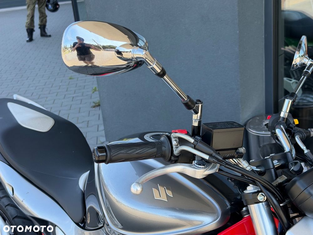 Suzuki Gladius - 20