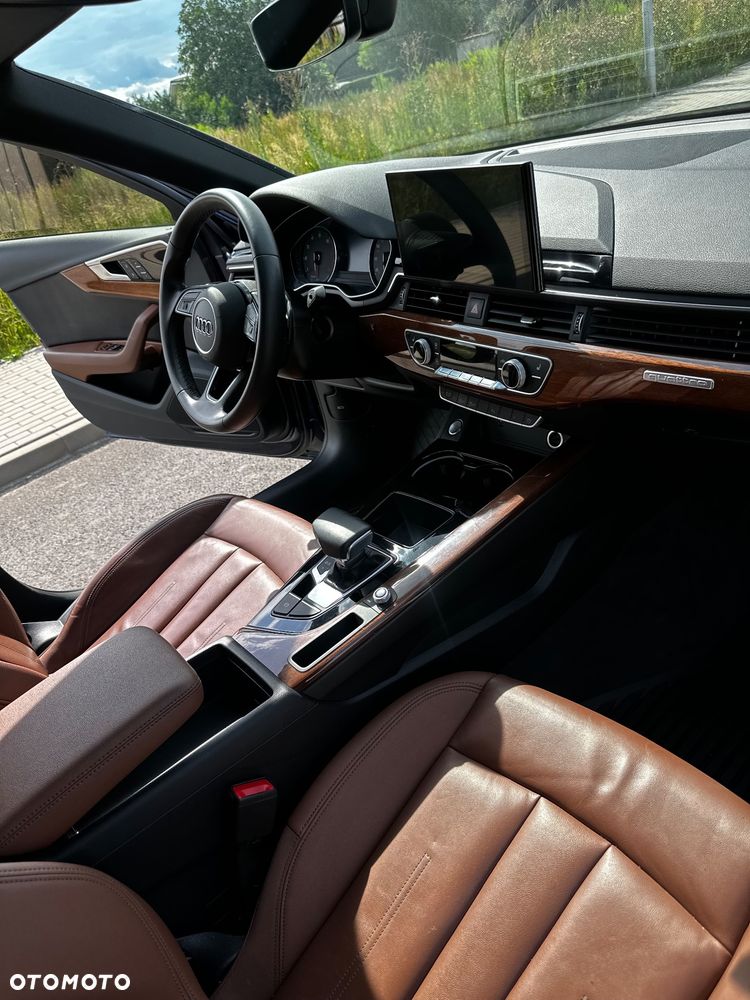 Audi A4 Limousine - 6