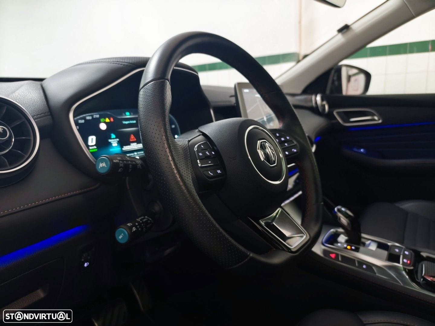 MG EHS 1.5 T-GDI Plug-in Hybrid Luxury - 18