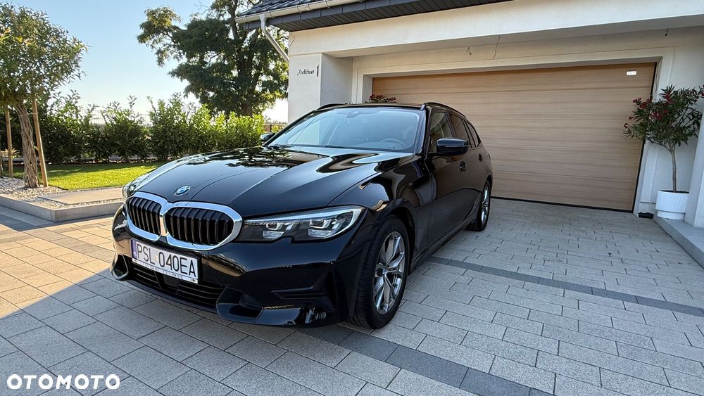 BMW Seria 3 318d mHEV M Sport - 2