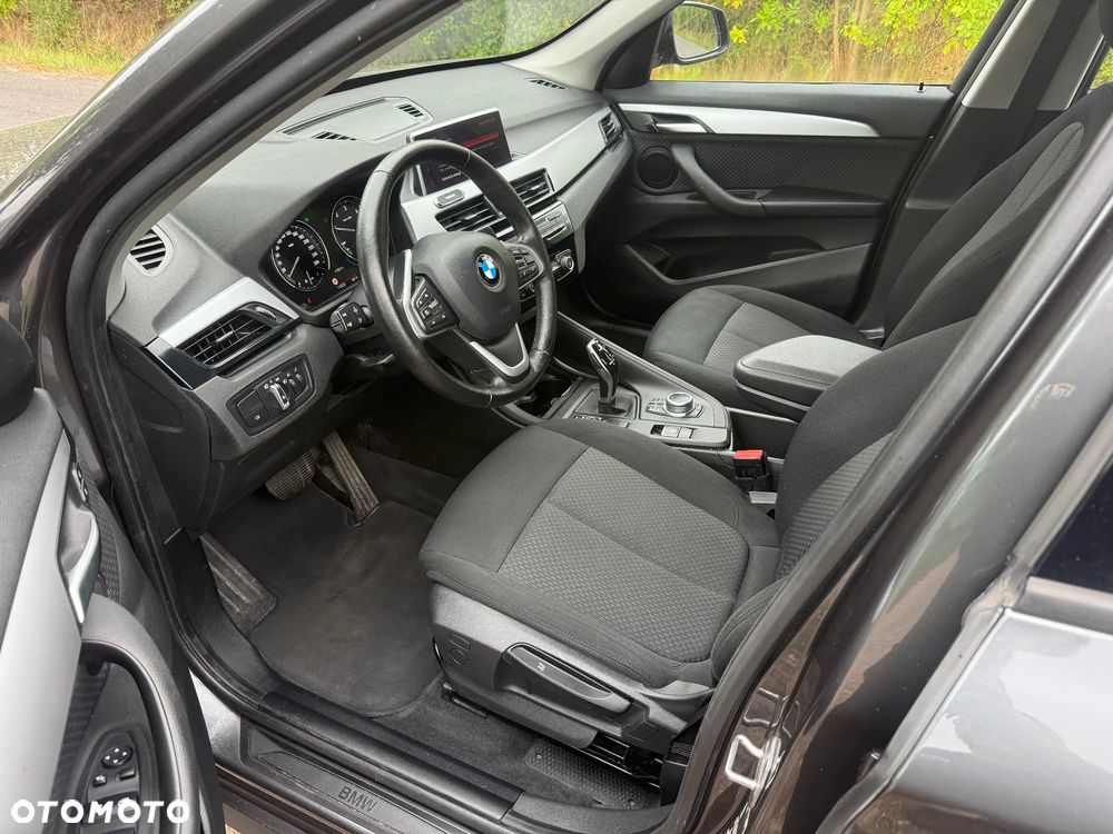 BMW X1 sDrive16d - 9