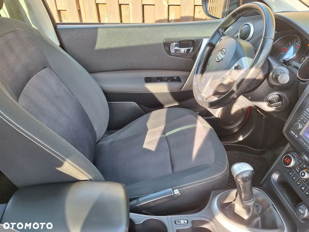 Nissan Qashqai 1.6 360 - 25
