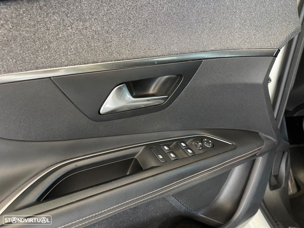 Peugeot 3008 1.2 PureTech GT Line - 10