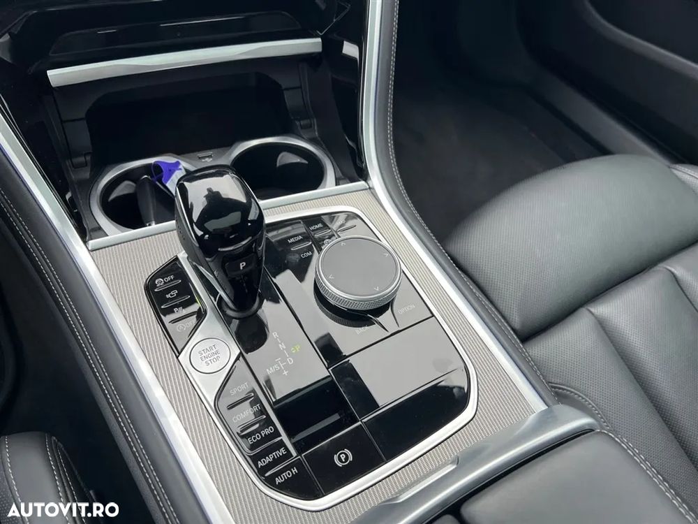 BMW M8 M850i xDrive Gran Coupe - 12