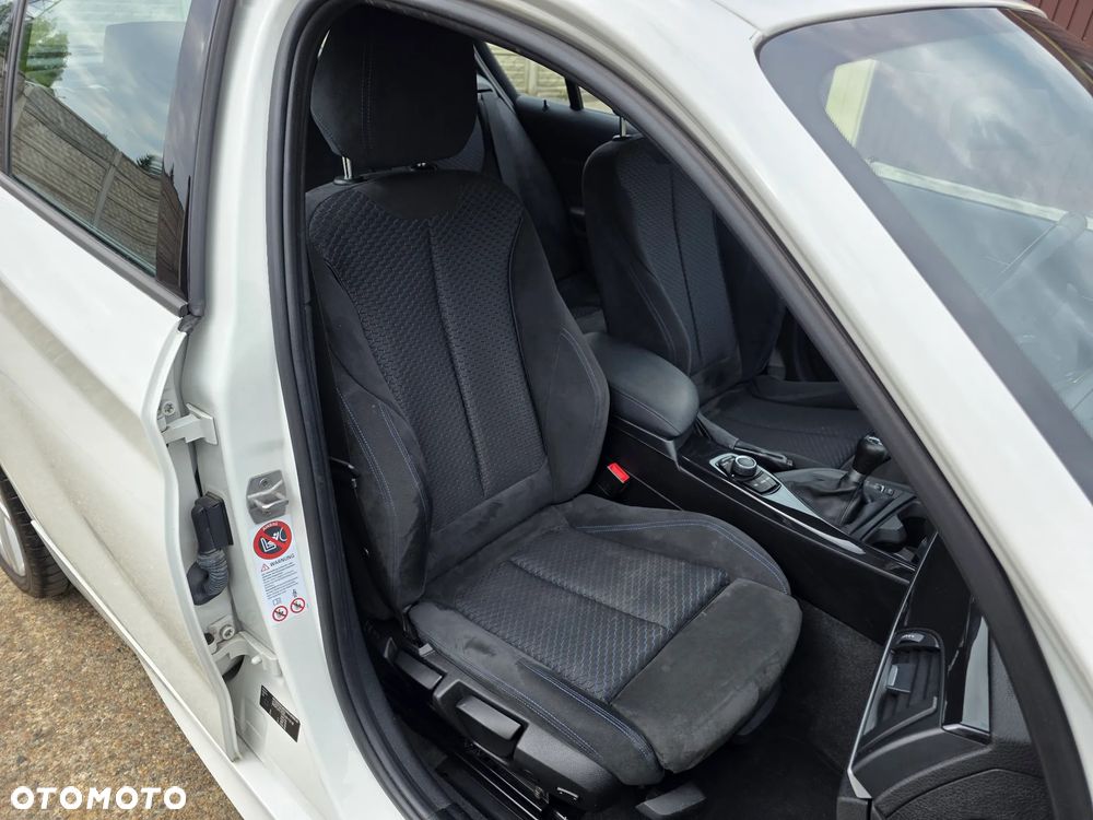BMW Seria 1 116i Sport Line - 11
