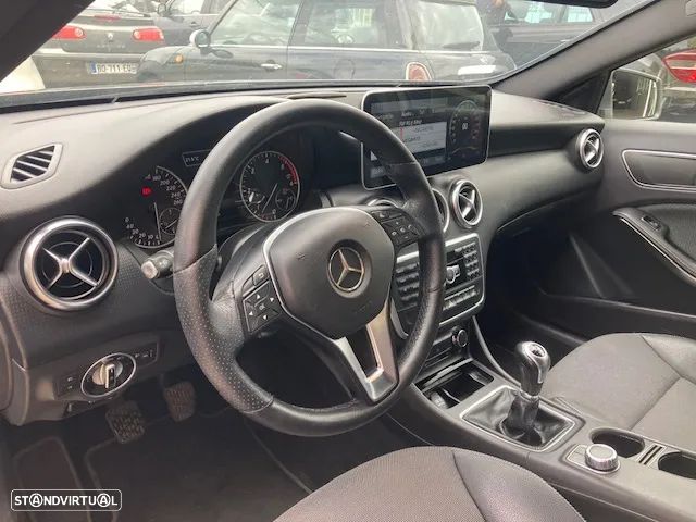 Mercedes-Benz A 180 CDI (BlueEFFICIENCY) Urban - 5