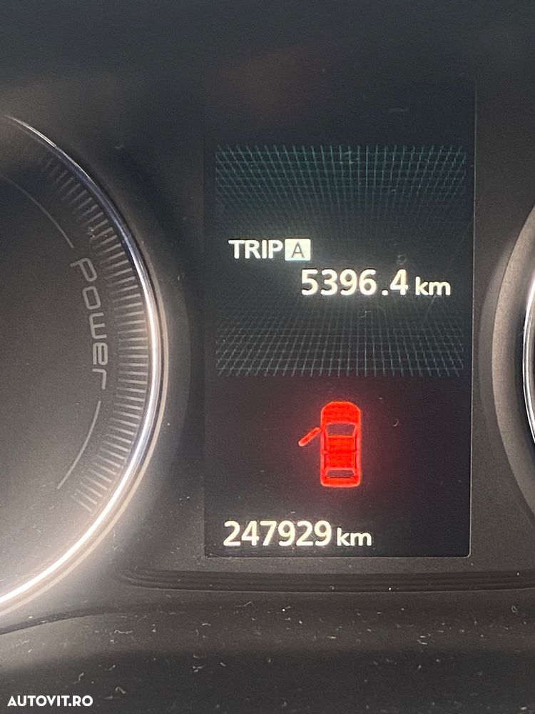 Mitsubishi Outlander - 5