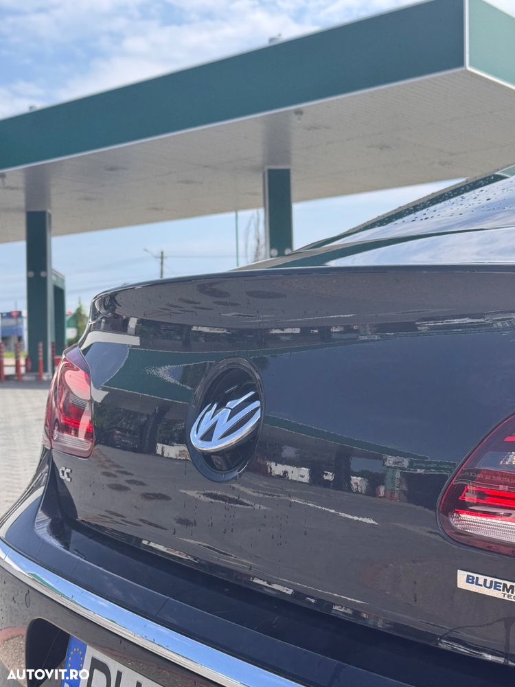 Volkswagen Passat CC - 11