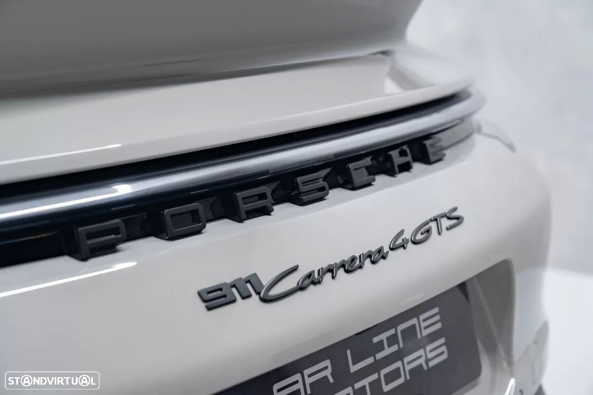 Porsche 911 (992) Carrera 4 GTS PDK - 15